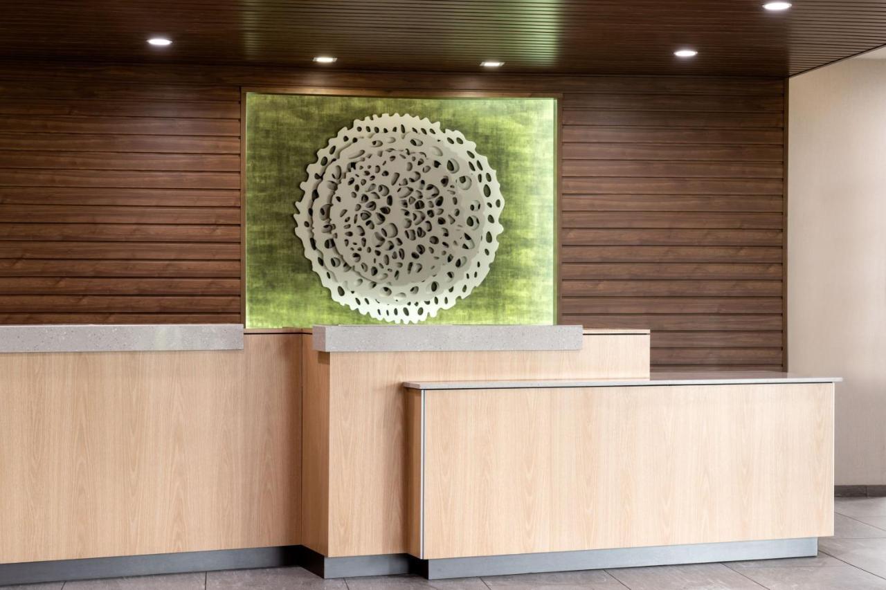 Fairfield Inn & Suites By Marriott Cleveland Tiedeman Road Brooklyn Bagian luar foto